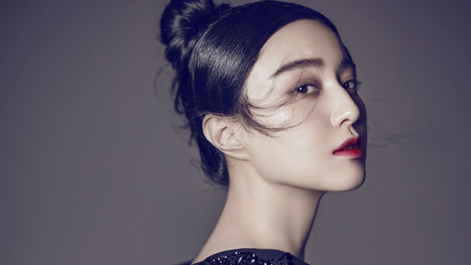 突尼斯选手决赛登场 收获关注与掌声，突尼斯是哪里的